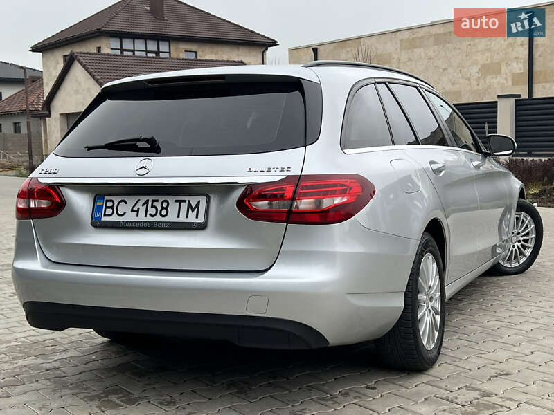 Универсал Mercedes-Benz C-Class 2015 в Одессе
