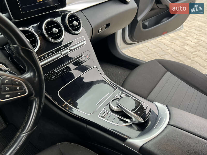 Универсал Mercedes-Benz C-Class 2015 в Одессе