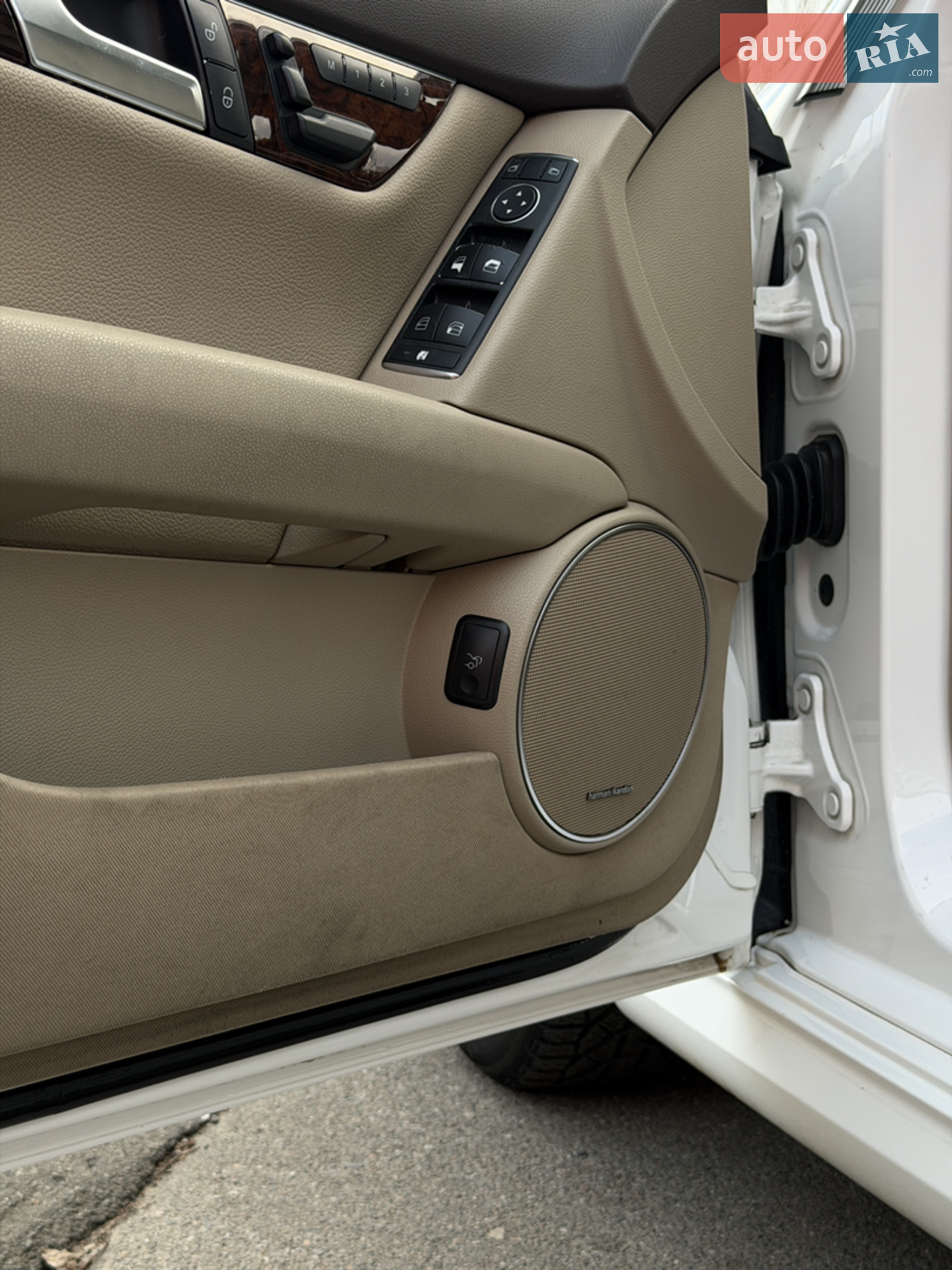 2014 Mercedes-Benz C-klasse - мініатюра 15