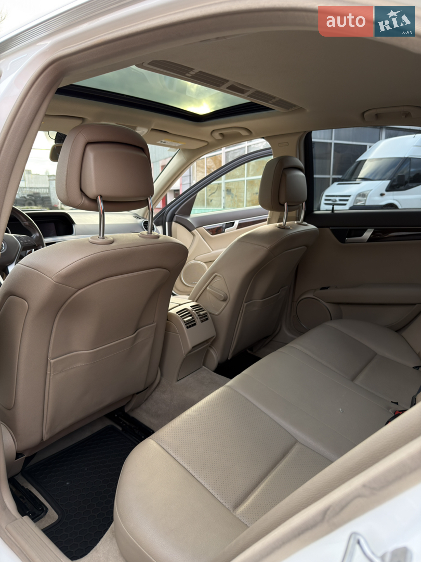 2014 Mercedes-Benz C-klasse - мініатюра 19