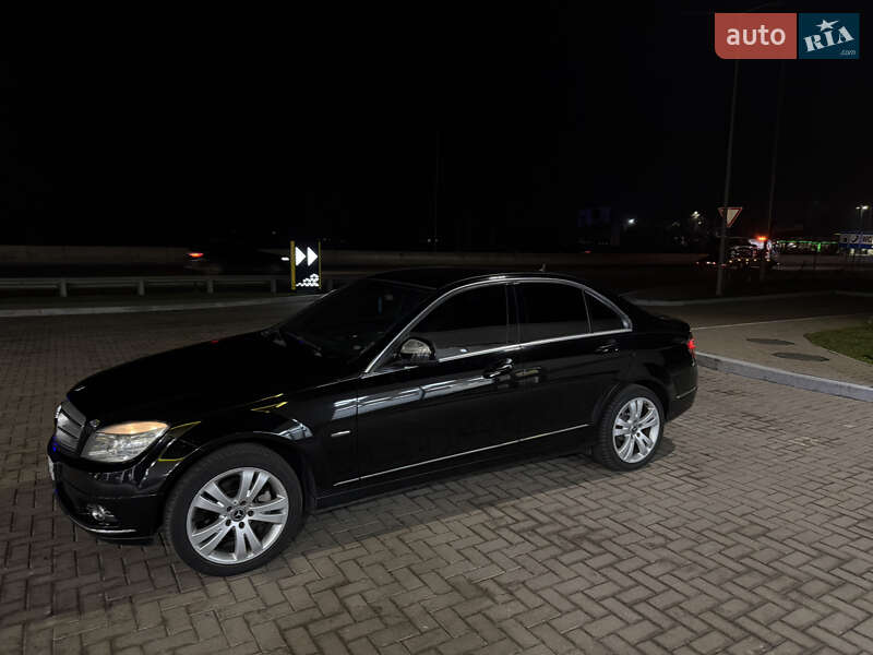Седан Mercedes-Benz C-Class 2007 в Киеве