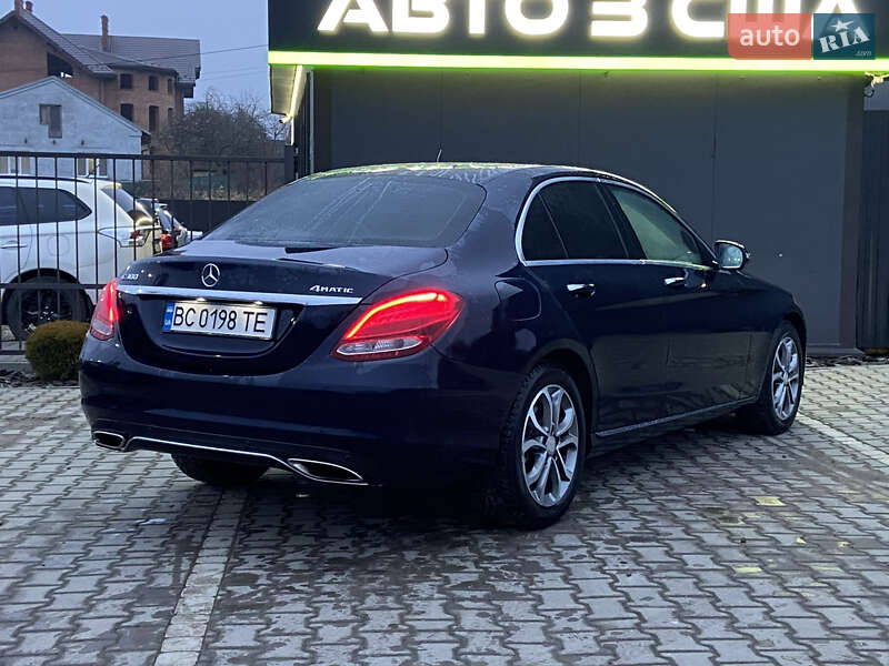 Седан Mercedes-Benz C-Class 2015 в Львові