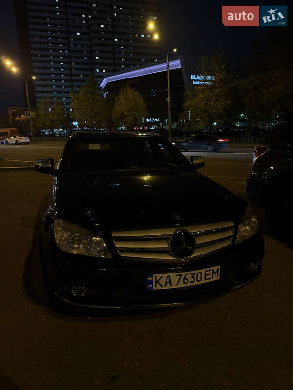 Седан Mercedes-Benz C-Class 2007 в Киеве
