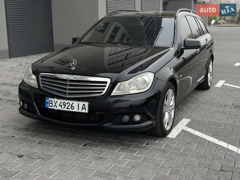 Универсал Mercedes-Benz C-Class 2012 в Хмельницком