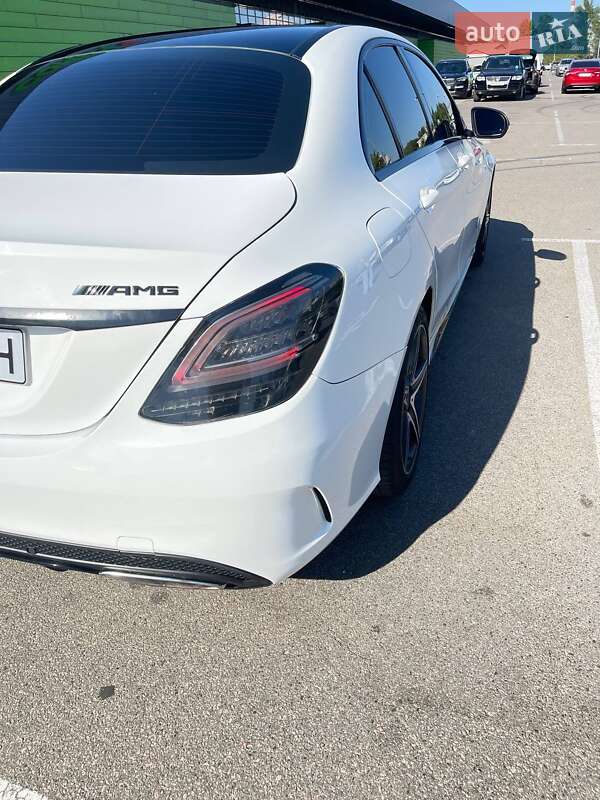 Седан Mercedes-Benz C-Class 2015 в Киеве