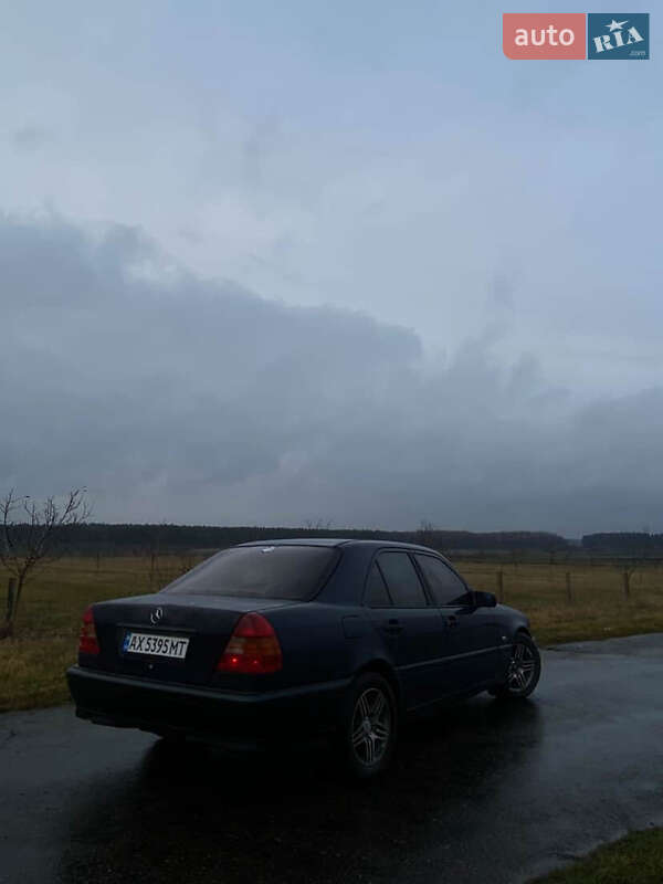 Седан Mercedes-Benz C-Class 1994 в Шептицькому