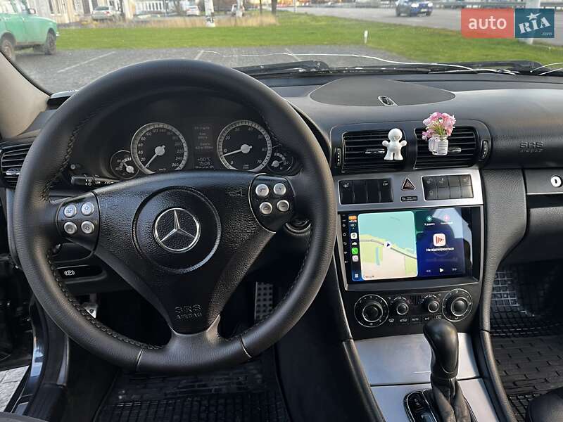 Седан Mercedes-Benz C-Class 2006 в Дніпрі