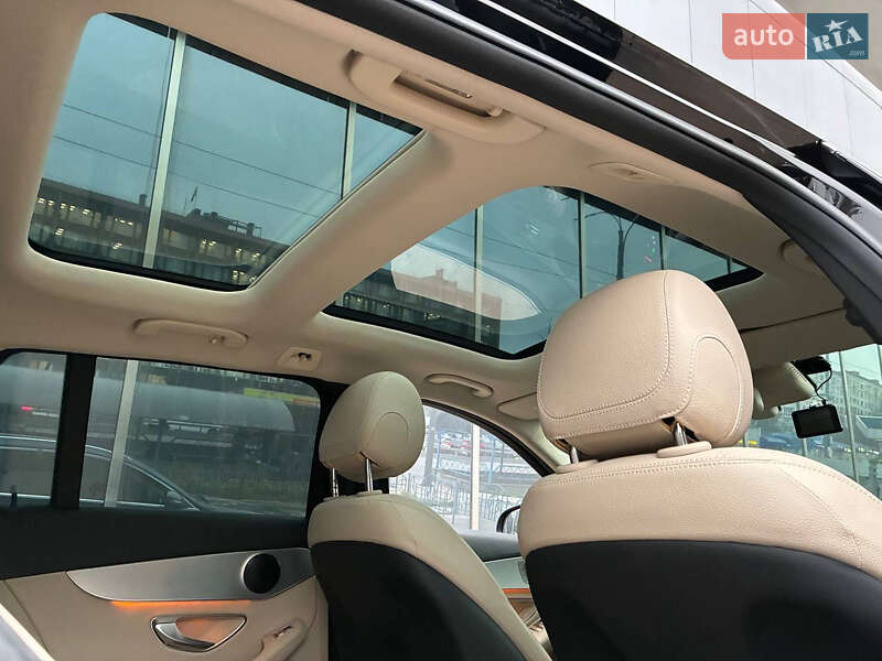 Універсал Mercedes-Benz C-Class 2016 в Києві