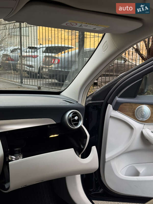 Седан Mercedes-Benz C-Class 2014 в Києві