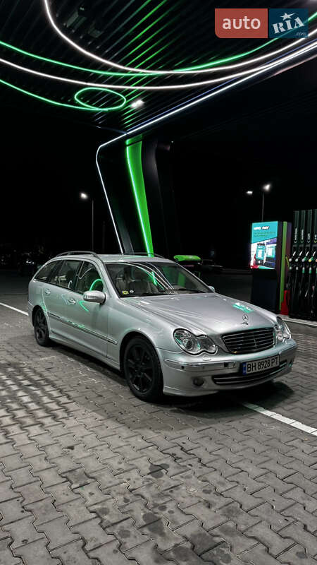 Універсал Mercedes-Benz C-Class 2004 в Одесі