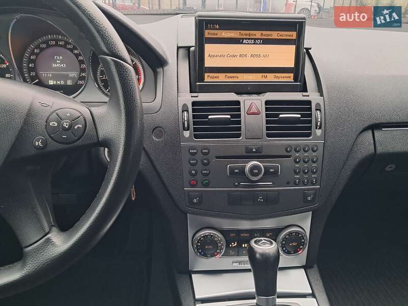 Універсал Mercedes-Benz C-Class 2010 в Могилів-Подільському
