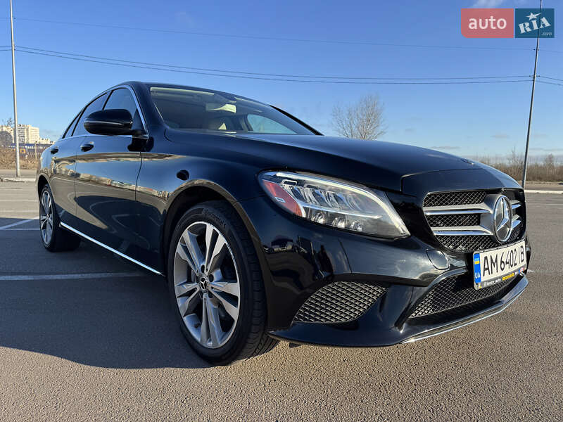Седан Mercedes-Benz C-Class 2019 в Києві
