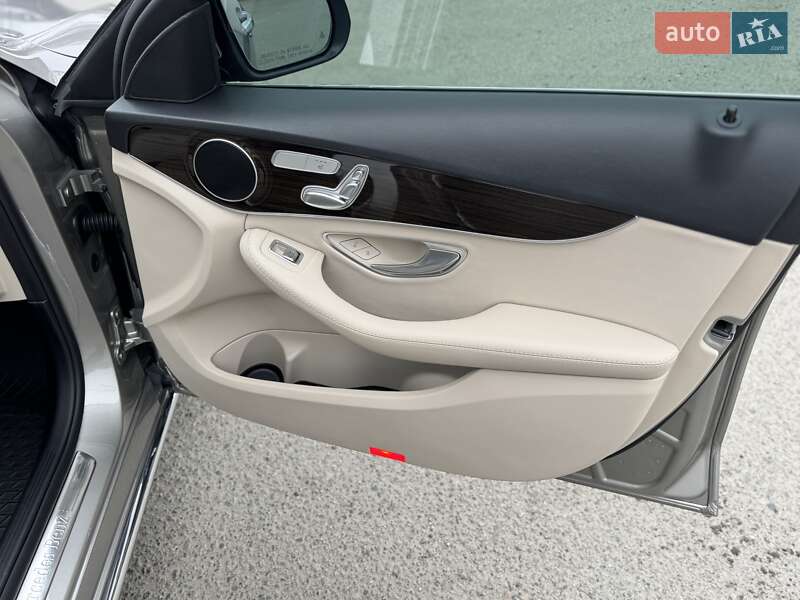 Седан Mercedes-Benz C-Class 2019 в Києві фото 14 Седан Mercedes-Benz C-Class 2019 в Києві