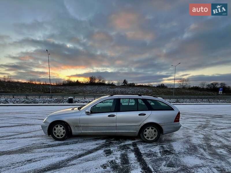 Mercedes-Benz C-Class 2002