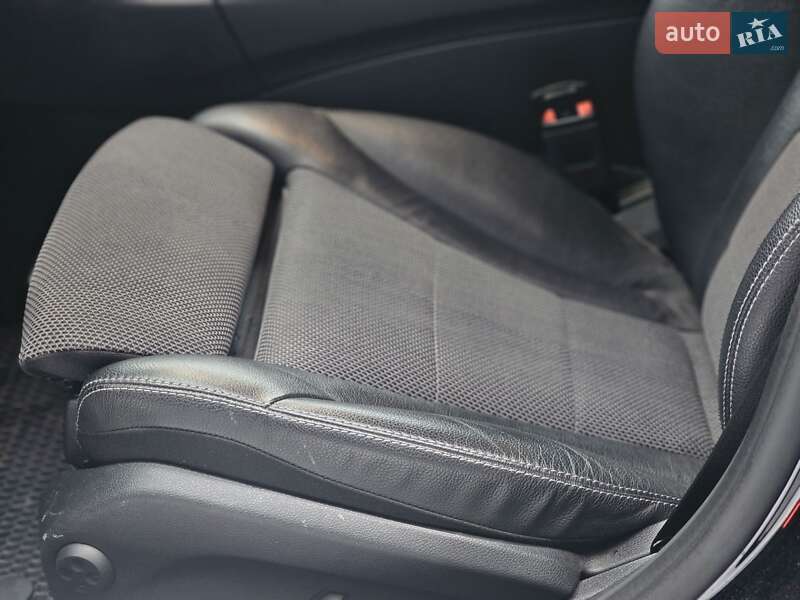 Универсал Mercedes-Benz C-Class 2019 в Львове фото 15 Универсал Mercedes-Benz C-Class 2019 в Львове