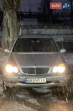 Седан Mercedes-Benz C-Class 2002 в Броварах