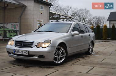 Універсал Mercedes-Benz C-Class 2003 в Хусті