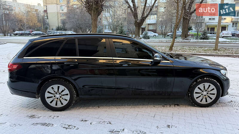 Универсал Mercedes-Benz C-Class 2015 в Ужгороде
