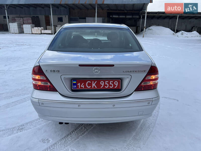 Седан Mercedes-Benz C-Class 2005 в Надвірній