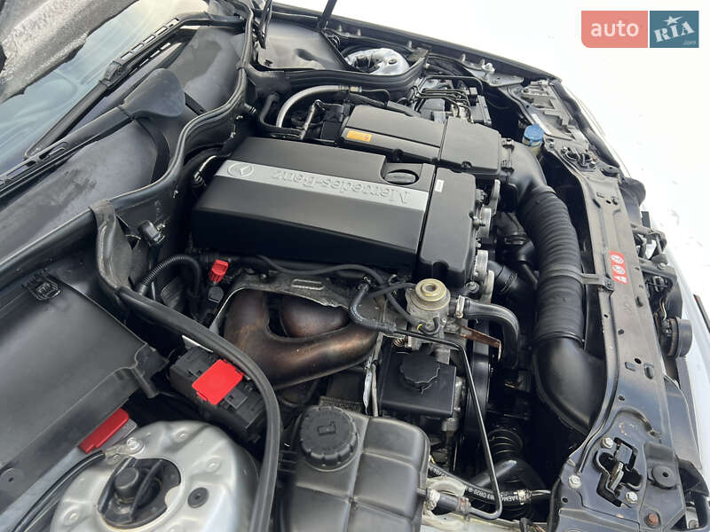 Седан Mercedes-Benz C-Class 2005 в Надвірній