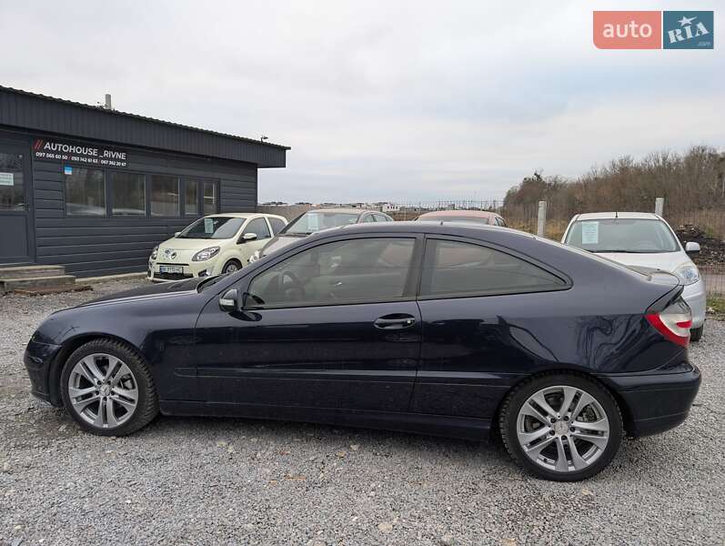 Купе Mercedes-Benz C-Class 2005 в Рівному
