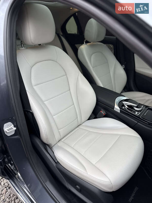 Седан Mercedes-Benz C-Class 2016 в Львове