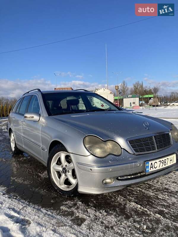 Универсал Mercedes-Benz C-Class 2002 в Луцке
