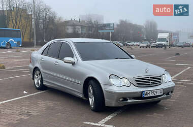Седан Mercedes-Benz C-Class 2000 в Бердичеве