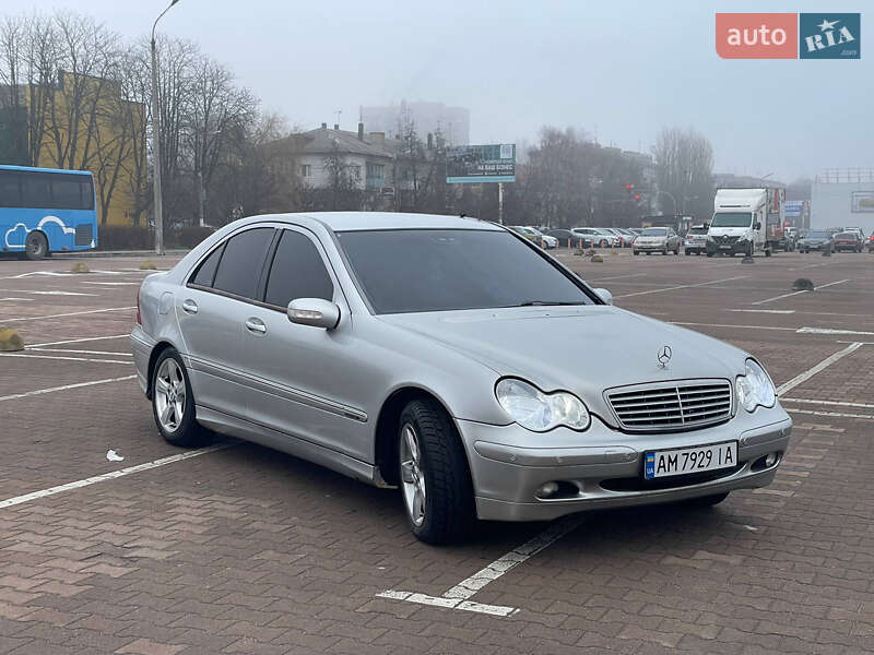 Mercedes-Benz C-Class 2000