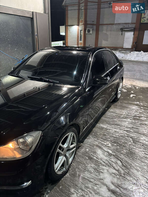 Седан Mercedes-Benz C-Class 2014 в Яготині