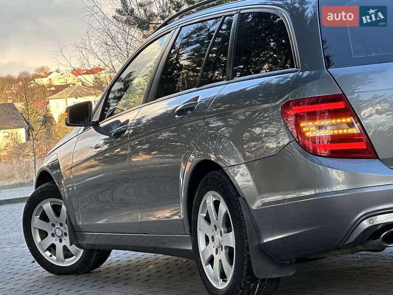 Универсал Mercedes-Benz C-Class 2013 в Дрогобыче