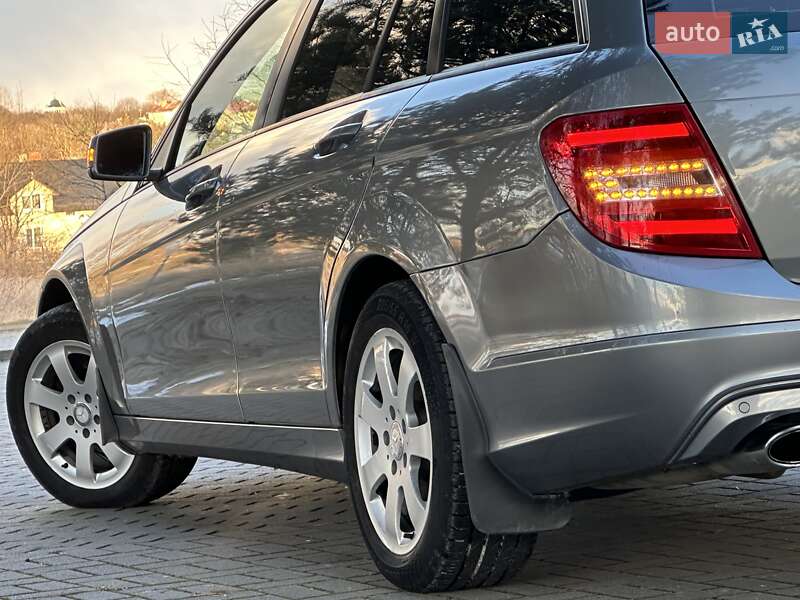 Универсал Mercedes-Benz C-Class 2013 в Дрогобыче