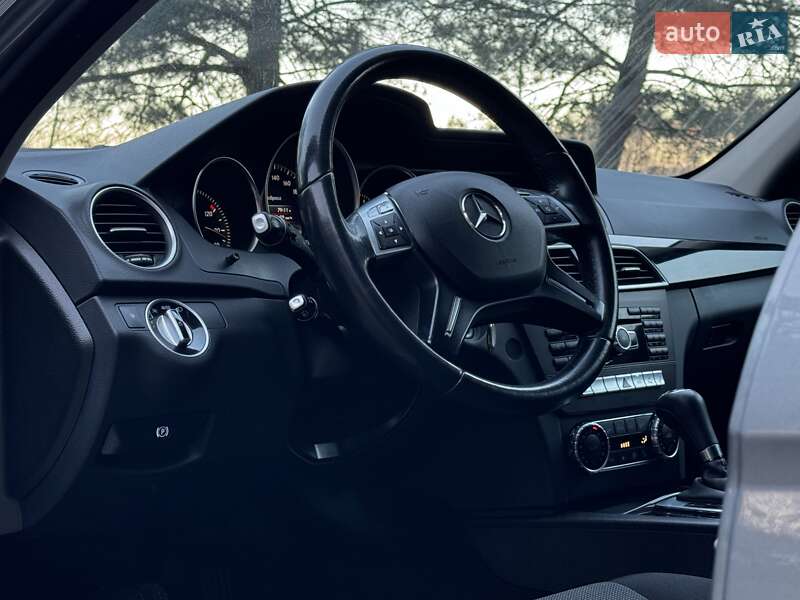 Универсал Mercedes-Benz C-Class 2013 в Дрогобыче