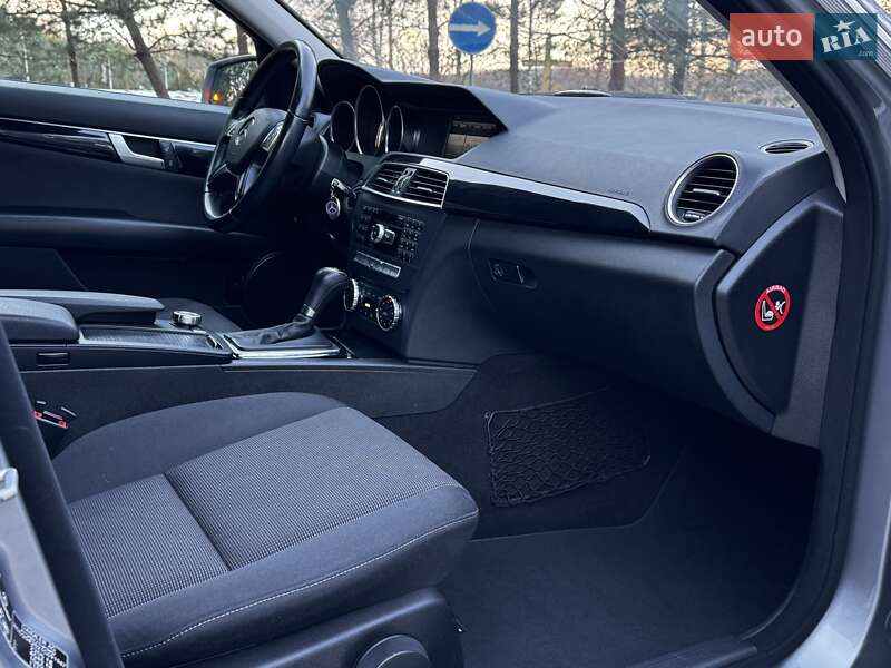 Универсал Mercedes-Benz C-Class 2013 в Дрогобыче