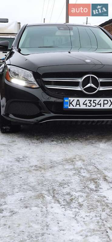 Седан Mercedes-Benz C-Class 2016 в Києві фото 4 Седан Mercedes-Benz C-Class 2016 в Києві