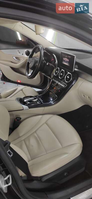 Седан Mercedes-Benz C-Class 2016 в Києві фото 48 Седан Mercedes-Benz C-Class 2016 в Києві