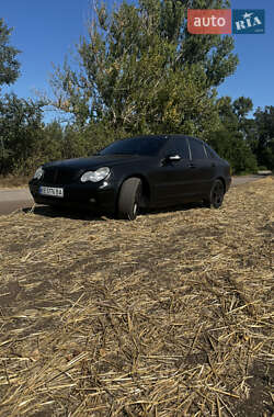 Седан Mercedes-Benz C-Class 2002 в Доброполье
