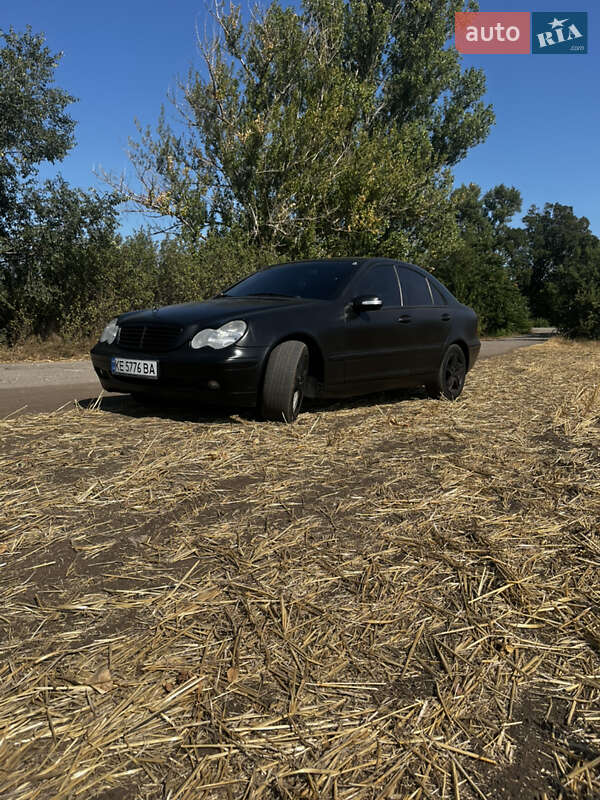 Седан Mercedes-Benz C-Class 2002 в Доброполье