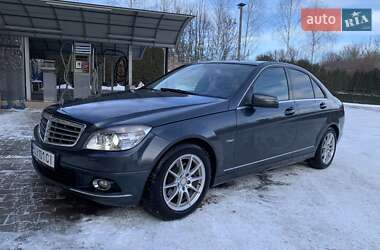 Седан Mercedes-Benz C-Class 2009 в Тернополе