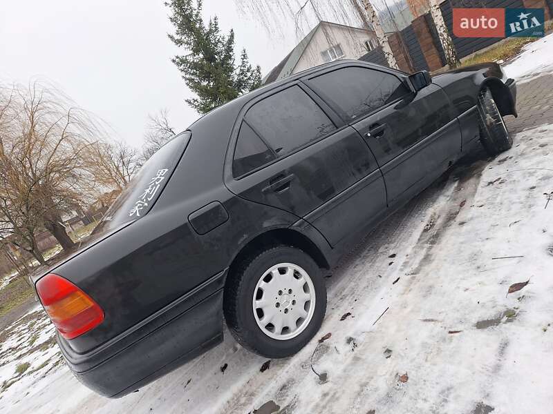 Седан Mercedes-Benz C-Class 1994 в Черновцах фото 12 Седан Mercedes-Benz C-Class 1994 в Черновцах