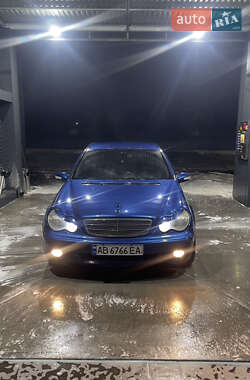 Седан Mercedes-Benz C-Class 2003 в Виннице