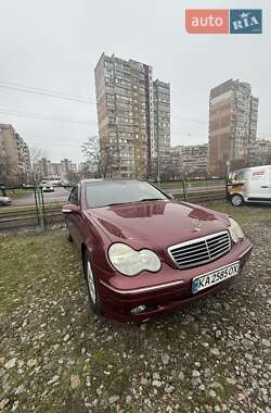 Седан Mercedes-Benz C-Class 2004 в Киеве