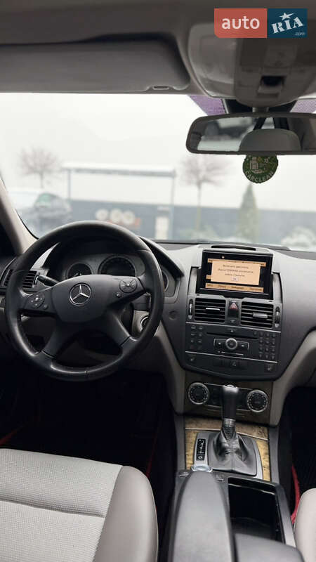 Седан Mercedes-Benz C-Class 2007 в Иршаве