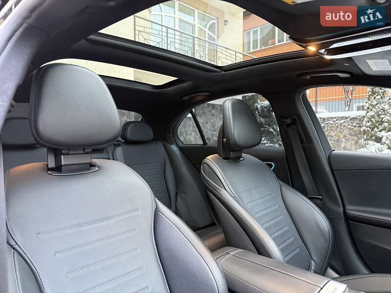 Седан Mercedes-Benz C-Class 2023 в Києві