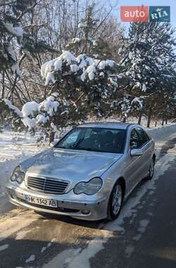 Седан Mercedes-Benz C-Class 2001 в Рівному