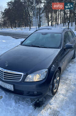 Універсал Mercedes-Benz C-Class 2010 в Нетішині