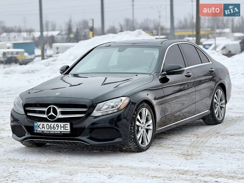 Седан Mercedes-Benz C-Class 2018 в Киеве