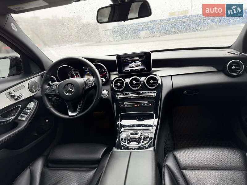 Седан Mercedes-Benz C-Class 2018 в Киеве