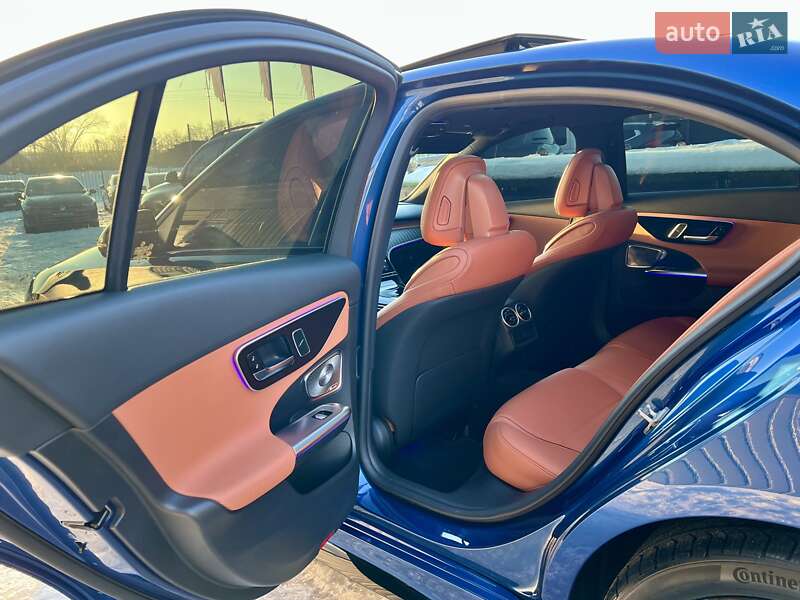Седан Mercedes-Benz C-Class 2022 в Києві