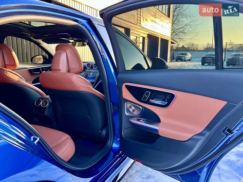 Седан Mercedes-Benz C-Class 2022 в Києві